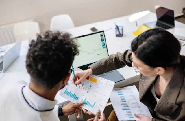 Jasper vs Copy.ai: Which AI Writing Tool Fits Your Team?